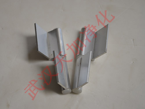 湖北洁净产品批发厂家分享在无尘车间工程中选择合适的传动窗的方法